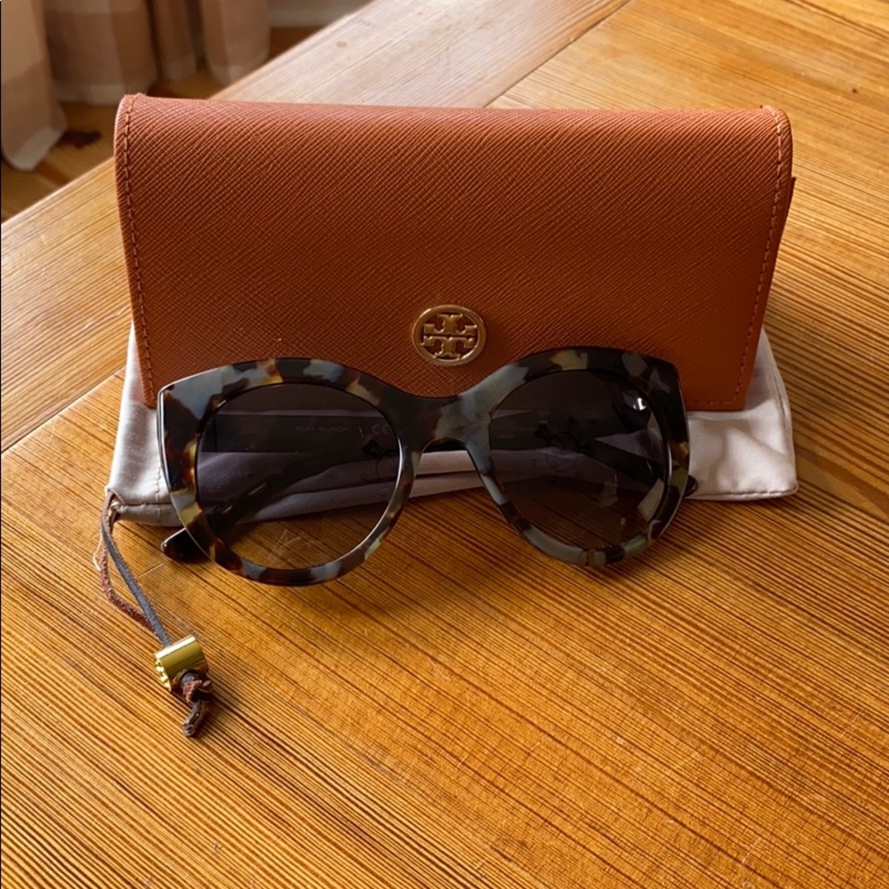 Tory Burch Cat Eye Sunglasses